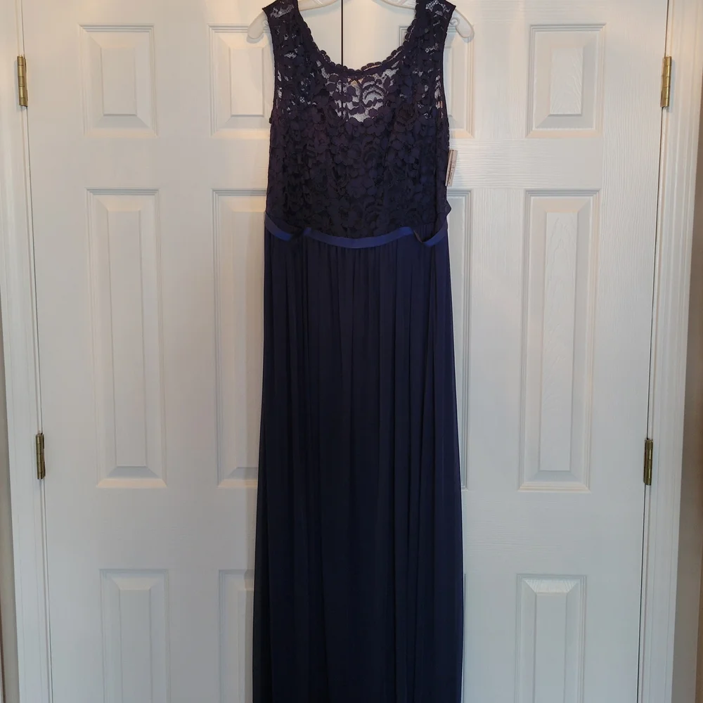 David's Bridal Navy Lace Bodice Maxi with High Slit - Picture 2 of 6